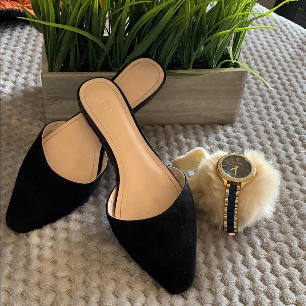 H&M Flats - Picture 2 of 4